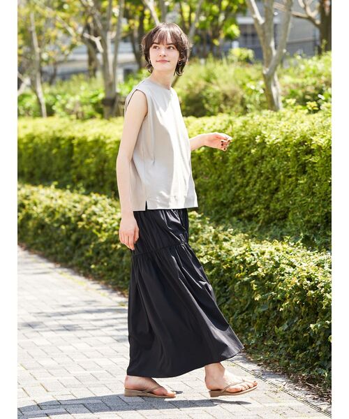 AMERICAN HOLIC（アメリカンホリック）の「ショルダータックノースリーブプルオーバー（Tシャツ/カットソー・レディース・グレイッシュベージュ/ブラック/ブルー系その他2/ライトグリーン/ブラック系その他4/オフホワイト・M/L）」の17枚目の写真