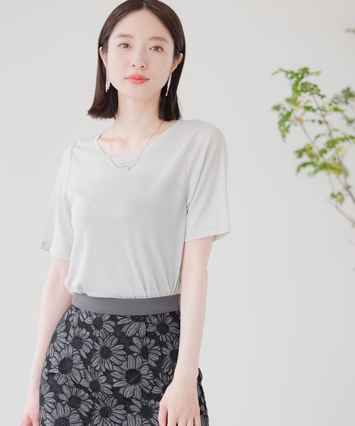 Andemiu（アンデミュウ）の「ラメカットＴ134418（Tシャツ/カットソー・レディース・シルバーグレー/ベージュ/ブラック・FREE）」の3枚目の写真