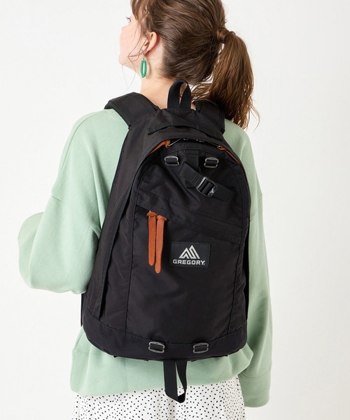GREGORY(グレゴリー)の「デイパック DAY PACK ブラウンキルティッド(バックパック/リュック・メンズ・ブラウン・ONE SIZE)」の2枚目の写真