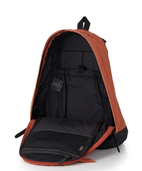 GREGORY(グレゴリー)の「デイパック DAY PACK ブラウンキルティッド(バックパック/リュック・メンズ・ブラウン・ONE SIZE)」の6枚目の写真