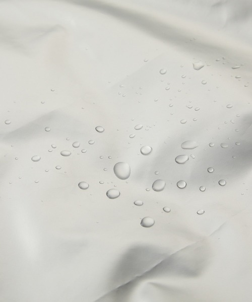 KiU（キウ）の「パフィートートバッグミニ（トートバッグ・レディース・オフホワイト/シルバー/ブラック・FREE）」の22枚目の写真