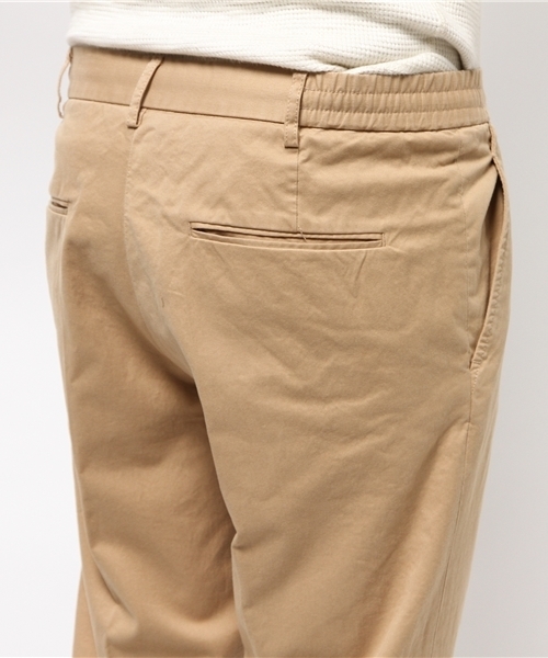 URBAN RESEARCH（アーバンリサーチ）の「UR 製品染めタックパンツ（その他パンツ・メンズ・カーキ/ベージュ/ネイビー・LARGE/MEDIUM）」の12枚目の写真