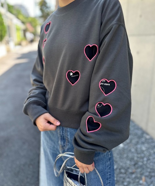 カットアウト ハート刺繍 スウェットプルオーバー（スウェット）｜mi