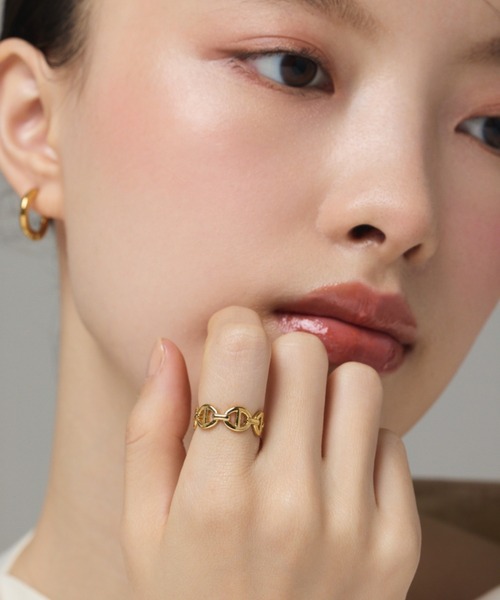 ciite' surgical stainless(シーテサージカルステンレス)の「【 金属アレルギー対応 】 チェーンモチーフリング サージカルステンレス(リング・レディース・シルバー/ゴールド・11号/9号)」の4枚目の写真