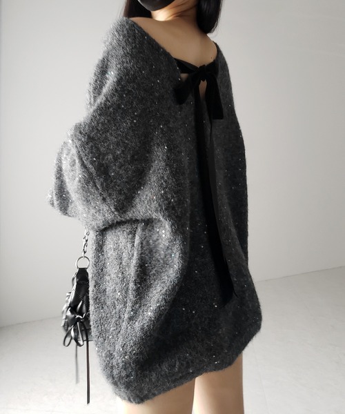 me+em select（ミームセレクト）の「【 ２WAY 】ベロアリボンスパングルオーバーニット ／   velor ribbon spangle over knit（ニット/セーター・レディース・アイボリー/グレー/レッド・FREE）」の9枚目の写真