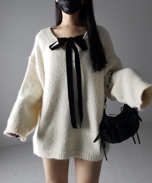 me+em select（ミームセレクト）の「【 ２WAY 】ベロアリボンスパングルオーバーニット ／   velor ribbon spangle over knit（ニット/セーター・レディース・アイボリー/グレー/レッド・FREE）」の21枚目の写真