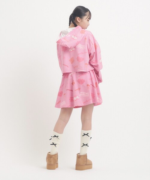 PINK-latte（ピンクラテ）の「◆【るーつくコラボ】総柄プリントショートフーディー（パーカー・キッズ・オフホワイト/ブラック/ベビーピンク・13/14/15 /16）」の20枚目の写真