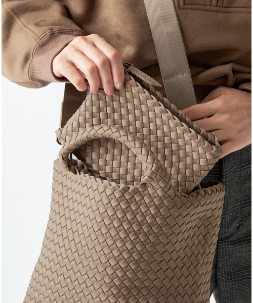 IENA(イエナ)の「NAGHEDI/ナゲディ St Barths small Tote トートバッグ(トートバッグ・レディース・ベージュ・FREE)」の3枚目の写真