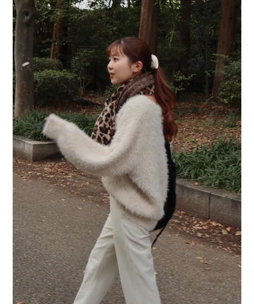 JUMELLE(ジュメロ)の「fuzzy knit(ニット/セーター・レディース・アイボリー/グレイッシュベージュ・MEDIUM)」の17枚目の写真