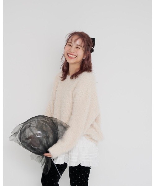 JUMELLE(ジュメロ)の「fuzzy knit(ニット/セーター・レディース・アイボリー/グレイッシュベージュ・MEDIUM)」の6枚目の写真