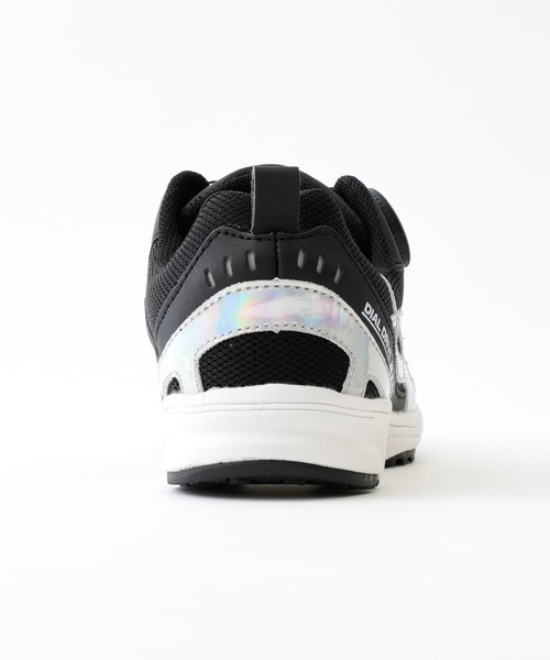 DIAL DRIVE（ダイヤルドライブ）の「【DIAL DRIVE】ダイヤルドライブ SHELL（スニーカー・キッズ・ホワイト/ブラック/ピンク/パープル・21cm/22cm/20cm/19cm/22.5cm/21.5cm/23cm/18cm）」の5枚目の写真