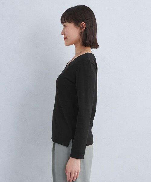 green label relaxing（グリーンレーベルリラクシング）の「ベーシック フライス Vネック プルオーバー カットソー（Tシャツ/カットソー・レディース・オフホワイト/ブラック・FREE）」の8枚目の写真