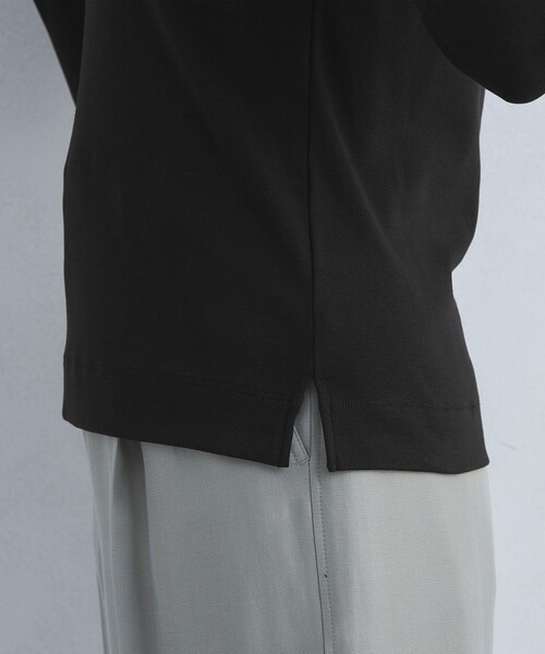 green label relaxing（グリーンレーベルリラクシング）の「ベーシック フライス Vネック プルオーバー カットソー（Tシャツ/カットソー・レディース・オフホワイト/ブラック・FREE）」の12枚目の写真