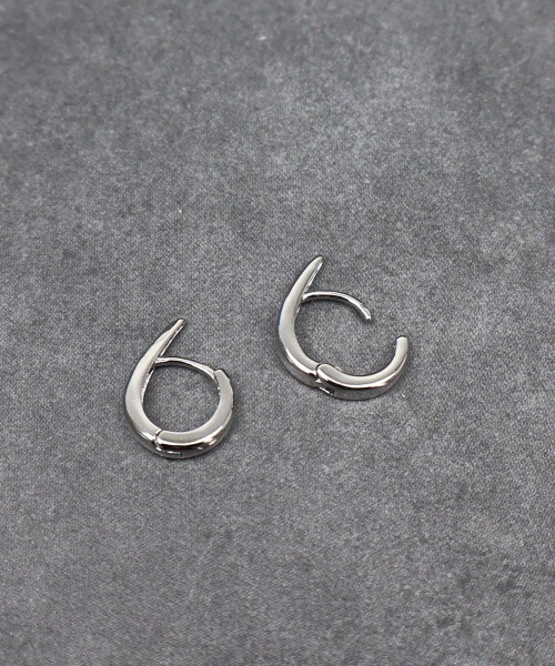 値下げ中_ビスモチーフ フープ ピアス セール】ブラス ユニークデザイン ミニフープピアス（ピアス（両耳用