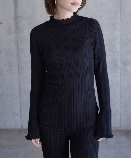 gina tricot(ジーナトリコ)の「Knitted babylock top(ニット/セーター・レディース・ブラック・S/M)」の2枚目の写真