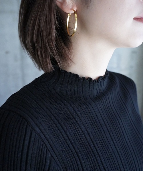 gina tricot(ジーナトリコ)の「Knitted babylock top(ニット/セーター・レディース・ブラック・S/M)」の6枚目の写真
