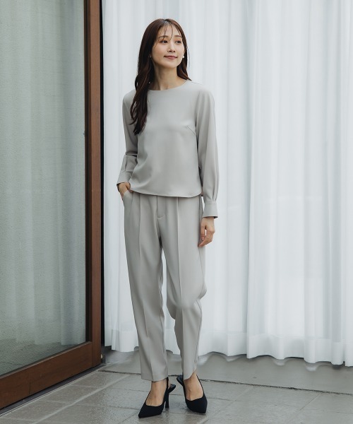 Petitjo（プッチージョ）の「小さいサイズ　【レディーススーツ】2WAY9分袖ブラウス (セットアップ対応・上下別売り)　低身長さん・小柄女性（シャツ/ブラウス・レディース・グレイッシュベージュ/ブラック/ネイビー・PSS/PS/PM/PL）」の6枚目の写真