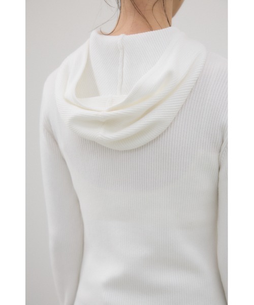 crie conforto（クリーコンフォルト）の「バラクラバニットプルオーバー　冬服 / フードあり（ニット/セーター・レディース・オフホワイト/グレー/ブラック・FREE）」の6枚目の写真