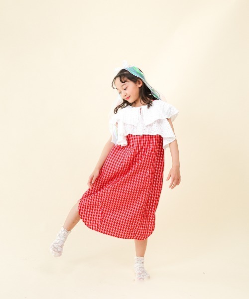 unica(ユニカ)の「カーデ付きチェック柄ウェーブラインワンピース(ワンピース・キッズ・レッド/ブラック・L/M/S/XL)」の10枚目の写真