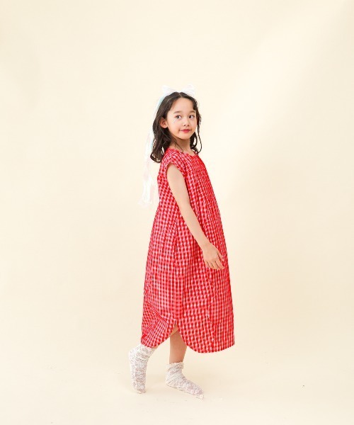 unica(ユニカ)の「カーデ付きチェック柄ウェーブラインワンピース(ワンピース・キッズ・レッド/ブラック・L/M/S/XL)」の15枚目の写真