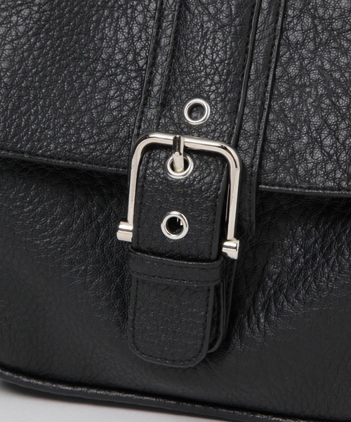 LAKOLE(ラコレ)の「ベルトポケットワンショルダーバッグ / 319924(ショルダーバッグ・レディース・オフホワイト/ブラウン/ブラック・FREE)」の12枚目の写真