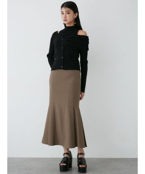 MURUA（ムルーア）の「レイヤードライクアシメニット（ニット/セーター・レディース・モカ/ブラック/ブルー・FREE）」の9枚目の写真