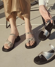 【Made in Japan】【HIMIKO】プラットフォームサムループサンダル/651209