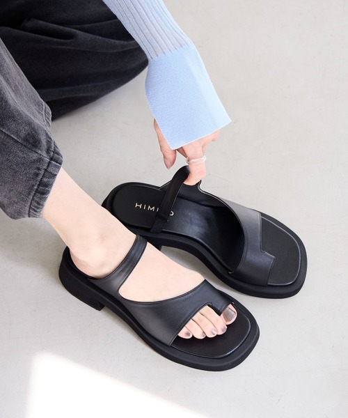 HIMIKO(ヒミコ)の「【Made in Japan】【HIMIKO】プラットフォームサムループサンダル/651209(サンダル・レディース・シルバー/ブラック/ブラック系その他7・24.0cm/23.5cm/22.5cm/22.0cm/26.0cm/23.0cm/25.5cm/25.0cm/24.5cm)」の6枚目の写真