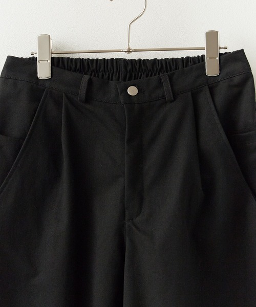 ROOPTOKYO(ループトウキョウ)の「ボタン付き ルーズシルエットストレートパンツ(スラックス・レディース・グレー/ブラウン/ホワイト/ブラック・FREE)」の5枚目の写真