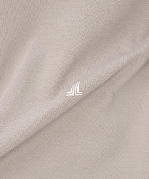 LANVIN en Bleu（ランバンオンブルー）の「2層構造 クールマックス "JL" バックプリント レギュラーフィット Tシャツ（Tシャツ/カットソー・メンズ・ブラック/ホワイト/グレイッシュベージュ・50/48/46/52）」の14枚目の写真