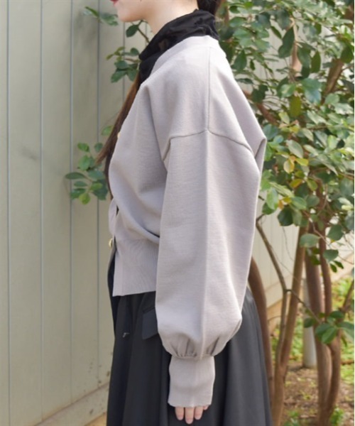 axes femme(アクシーズファム)の「ゴールドボタンニットカーデ(カーディガン/ボレロ・レディース・グリーン/ネイビー/グレイッシュベージュ・FREE)」の7枚目の写真