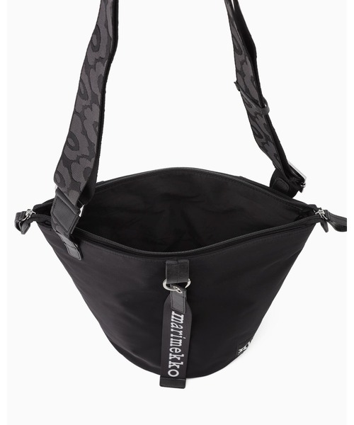 マリメッコ ノベルティ ノベルティ付】Solid / All Day Bucket Solidshoulder bag《ZOZO