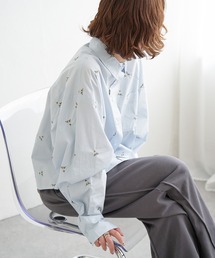 エンブロイダリーシャツ【BLUE】 – ELLIE