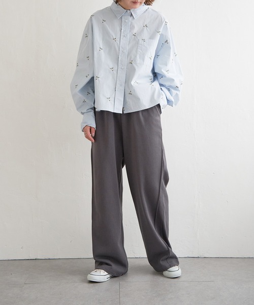 notch.（ノッチ）の「フラワーエンブロイダリーシャツ（シャツ/ブラウス・レディース・オフホワイト/ライトブルー・M）」の13枚目の写真