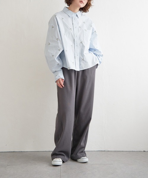 notch.（ノッチ）の「フラワーエンブロイダリーシャツ（シャツ/ブラウス・レディース・オフホワイト/ライトブルー・M）」の14枚目の写真