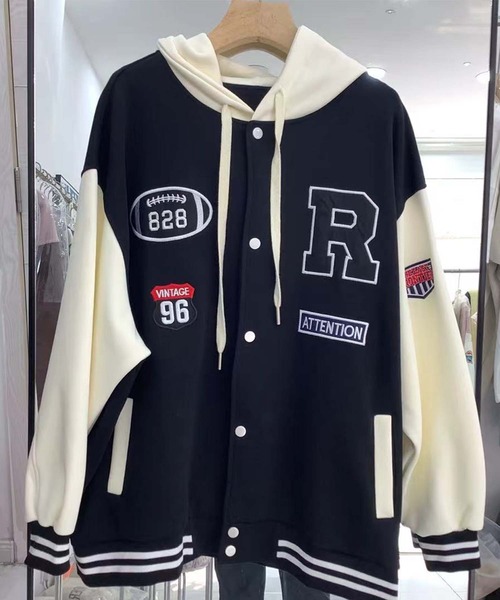 aimoha（アイモハ）の「フード付きワッペンスタジャン（スタジャン・レディース・ライトベージュ/ブラック/ピンク/ネイビー・FREE）」の14枚目の写真