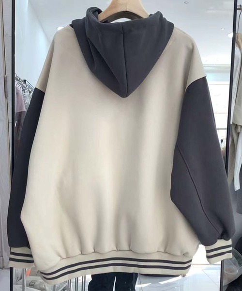 aimoha（アイモハ）の「フード付きワッペンスタジャン（スタジャン・レディース・ライトベージュ/ブラック/ピンク/ネイビー・FREE）」の15枚目の写真