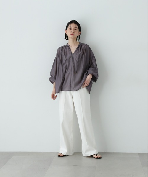 N.(N. Natural Beauty Basic)(エヌエヌナチュラルビューティーベーシック)の「シアーフロントリボンブラウス(シャツ/ブラウス・レディース・ブルー/オフホワイト/チャコールグレー・MEDIUM)」の21枚目の写真