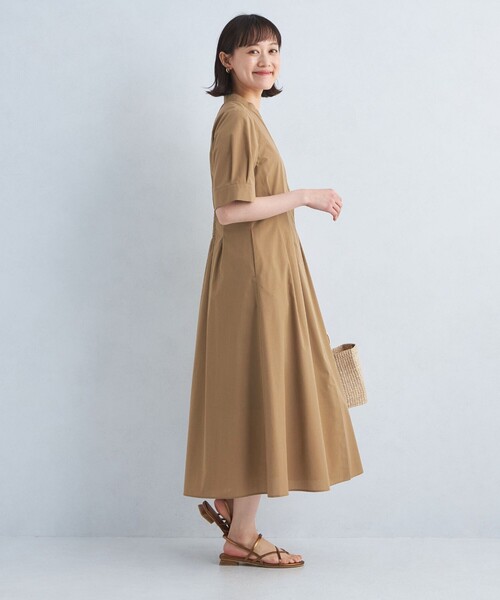 green label relaxing(グリーンレーベルリラクシング)の「ウエストフィット 5分袖 シャツ ワンピース -マシンウォッシャブル-(シャツワンピース・レディース・ベージュ/ダークグレー/その他1・FREE)」の7枚目の写真