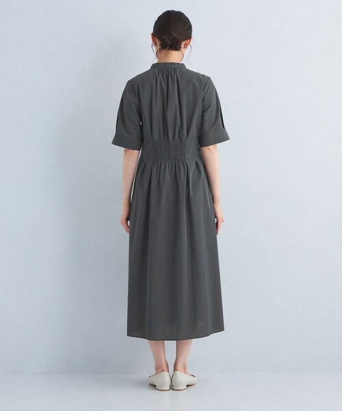 green label relaxing(グリーンレーベルリラクシング)の「ウエストフィット 5分袖 シャツ ワンピース -マシンウォッシャブル-(シャツワンピース・レディース・ベージュ/ダークグレー/その他1・FREE)」の13枚目の写真