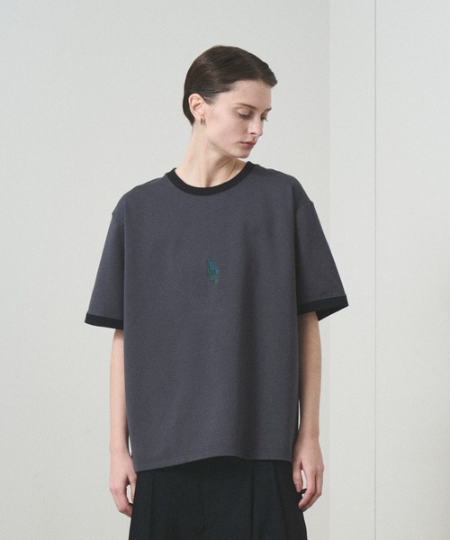 TROVE(トローヴ)の「RINGER TEE(Tシャツ/カットソー・メンズ・チャコールグレー/グレー系その他・1/3)」の1枚目の写真
