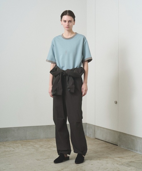 TROVE(トローヴ)の「RINGER TEE(Tシャツ/カットソー・メンズ・チャコールグレー/グレー系その他・1/3)」の19枚目の写真