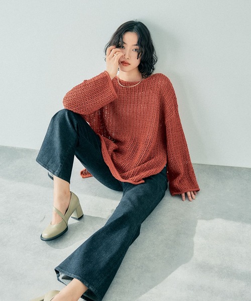 LEPSIM(レプシィム)の「5ゲージテープヤーンチュニック 243139(ニット/セーター・レディース・ライトブルー/ブラック/キナリ/レンガ・FREE)」の4枚目の写真