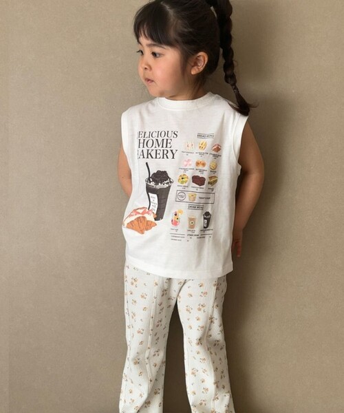 aBity select（アビティセレクト）の「配色センターステッチ 花柄フレアパンツ（その他パンツ・キッズ・サックスブルー/オレンジ・90/100/120/110）」の4枚目の写真