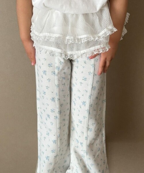 aBity select（アビティセレクト）の「配色センターステッチ 花柄フレアパンツ（その他パンツ・キッズ・サックスブルー/オレンジ・90/100/120/110）」の13枚目の写真