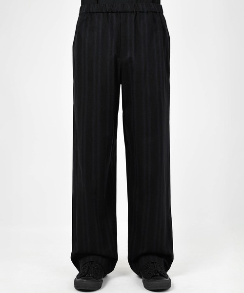 LAD MUSICIAN（ラッドミュージシャン）の「COTTON FLANNEL STRIPE STRAIGHT PANTS（その他パンツ・メンズ・ブラック・42）」の2枚目の写真