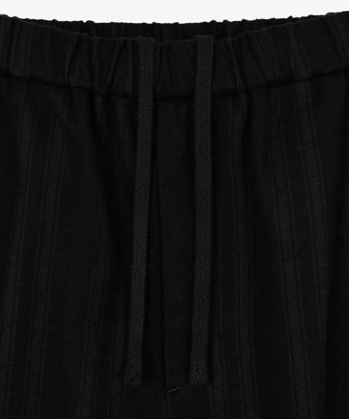 LAD MUSICIAN（ラッドミュージシャン）の「COTTON FLANNEL STRIPE STRAIGHT PANTS（その他パンツ・メンズ・ブラック・42）」の5枚目の写真