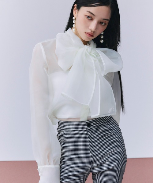 EIMY ISTOIRE（エイミーイストワール）の「ボウタイシアーブラウス（シャツ/ブラウス・レディース・ホワイト/サックスブルー/ブラック/イエロー・F）」の11枚目の写真