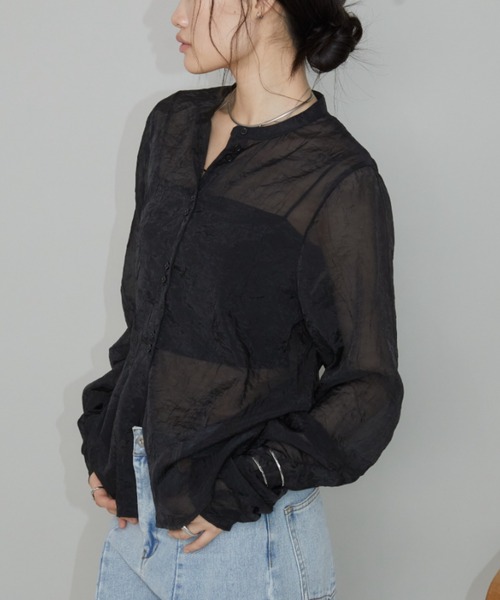 Aunt Marie's(アントマリーズ)の「バンドカラー袖シャーリングシアートップス(シャツ/ブラウス・レディース・アイボリー/ブラック/グリーン・FREE)」の3枚目の写真
