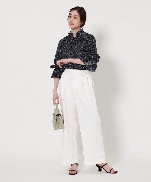 UNITED ARROWS(ユナイテッドアローズ)の「LIGHT SPONGY ワイドパンツ(その他パンツ・レディース・ブラック/オフホワイト/ダークグレー・38/40/34/36)」の11枚目の写真